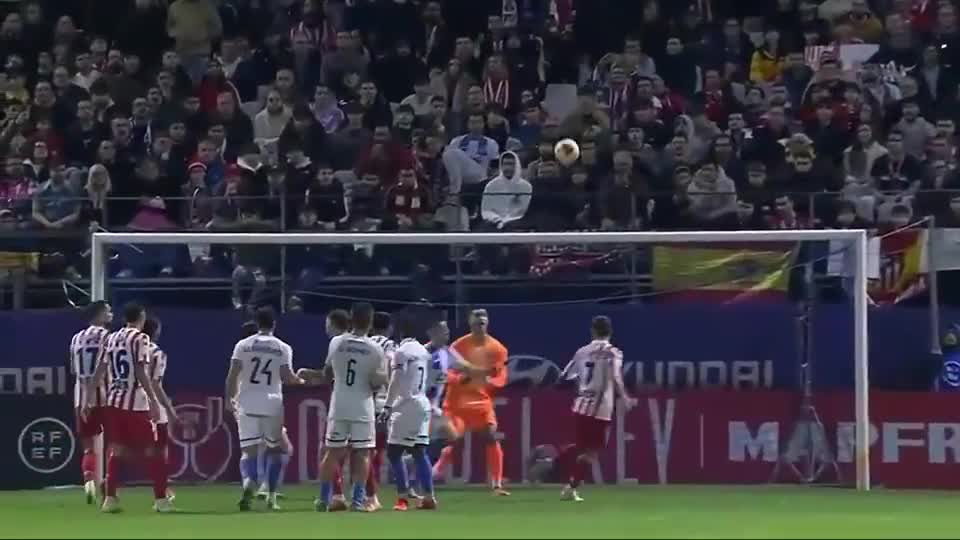 江苏女排夺得本赛季联赛冠军，获得500万冠军奖金