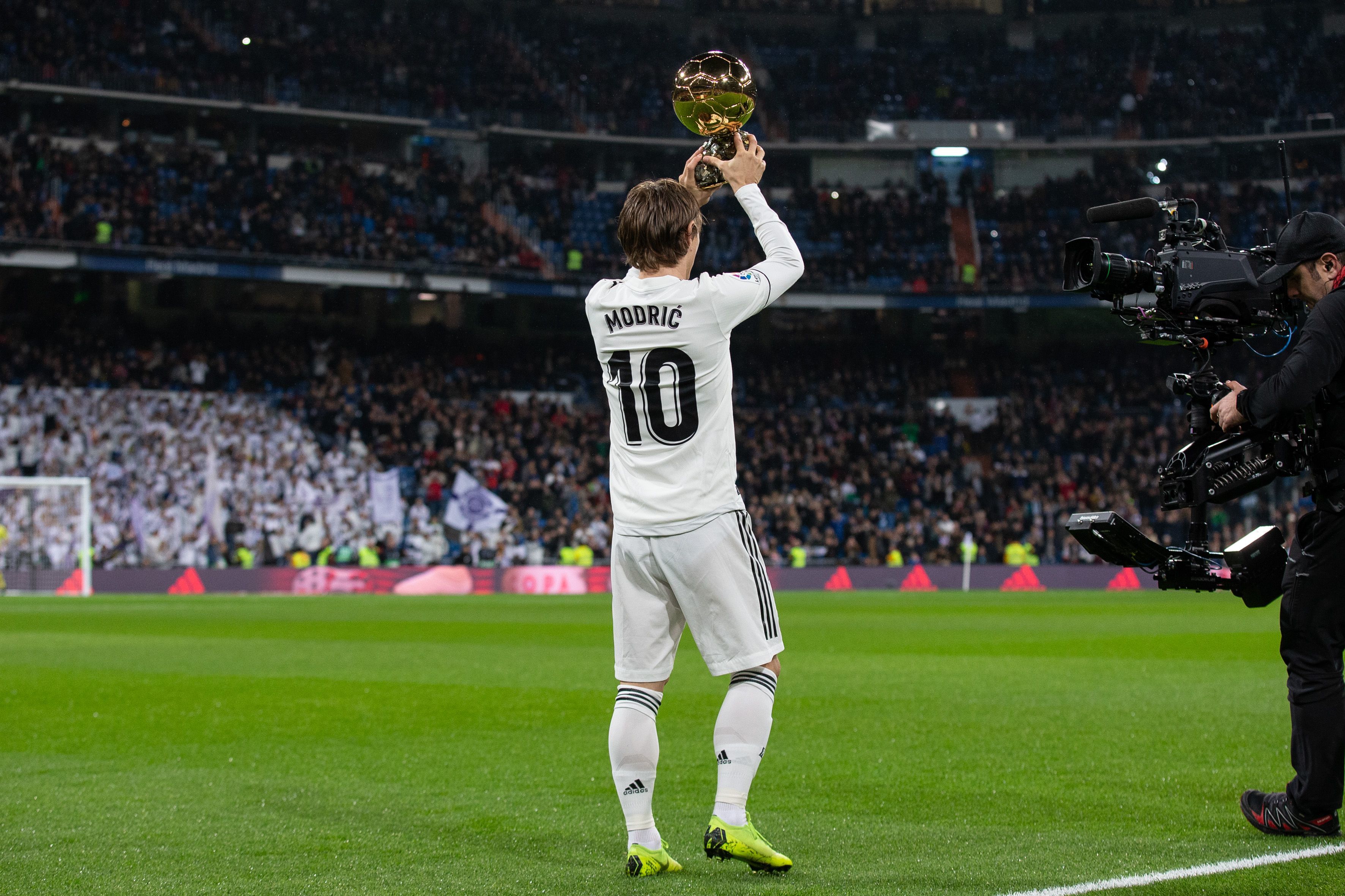 阿森纳补时阶段错失良机