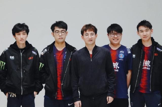 雄鹿队球员 雄鹿队球员