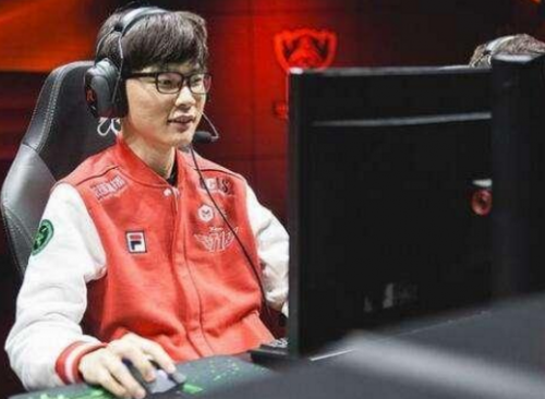 從一個正面 從一個正面