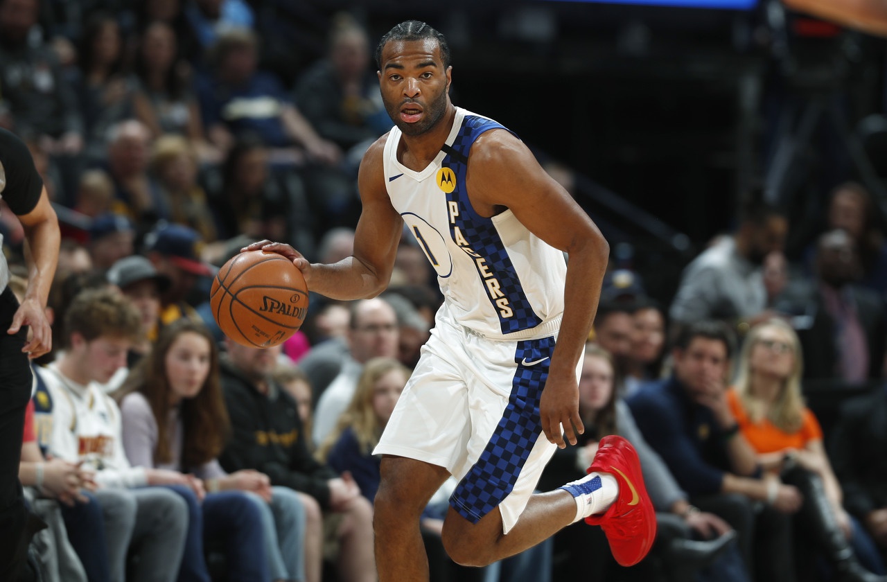 现代篮球中 现代篮球中